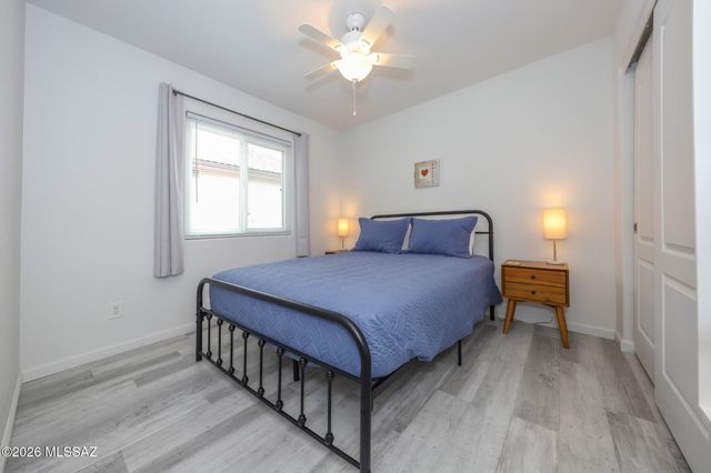 2353 W Silverbell Oasis Way, Tucson, AZ 85745