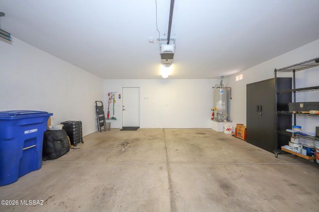 2353 W Silverbell Oasis Way, Tucson, AZ 85745
