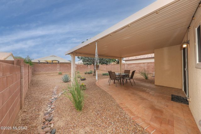 2353 W Silverbell Oasis Way, Tucson, AZ 85745