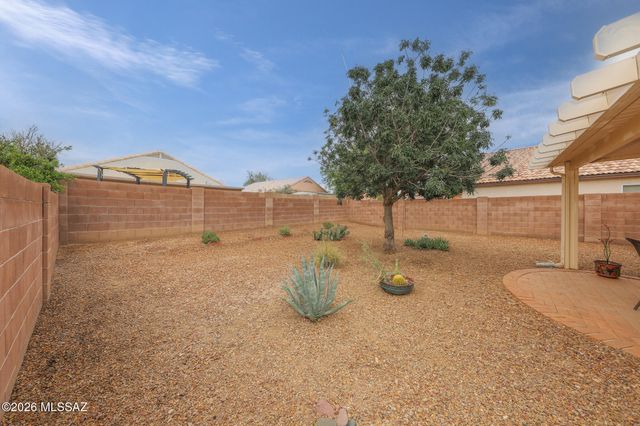 2353 W Silverbell Oasis Way, Tucson, AZ 85745
