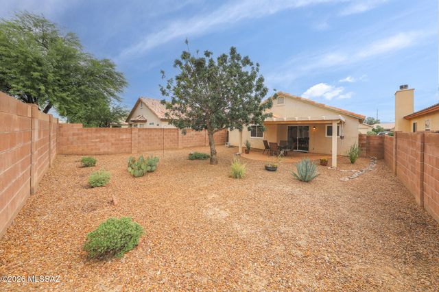 2353 W Silverbell Oasis Way, Tucson, AZ 85745