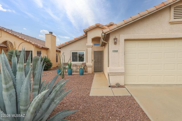 2353 W Silverbell Oasis Way, Tucson, AZ 85745