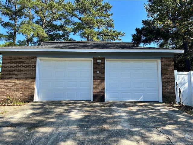 5921 Lake Terrace Court, Fayetteville, NC 28304