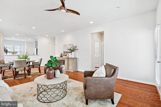 21 FENWICK DR, Fredericksburg, VA 22406