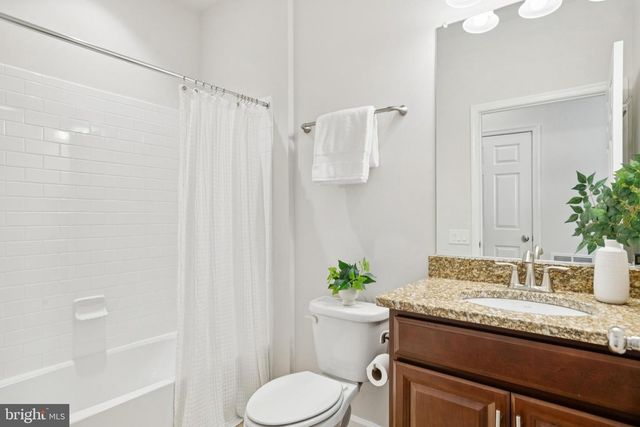 21 FENWICK DR, Fredericksburg, VA 22406