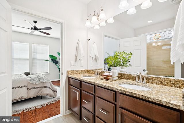 21 FENWICK DR, Fredericksburg, VA 22406