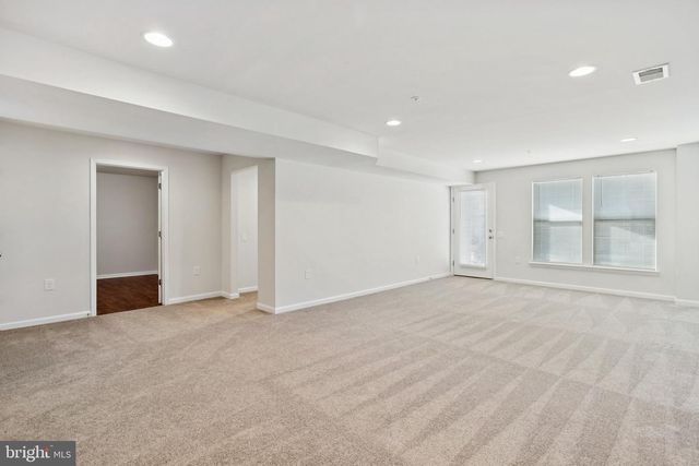 21 FENWICK DR, Fredericksburg, VA 22406