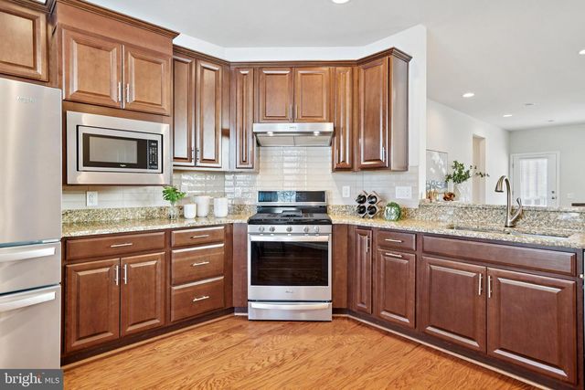 21 FENWICK DR, Fredericksburg, VA 22406