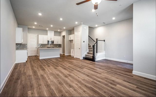 336 Almanor Street, Lewisville, TX 75056