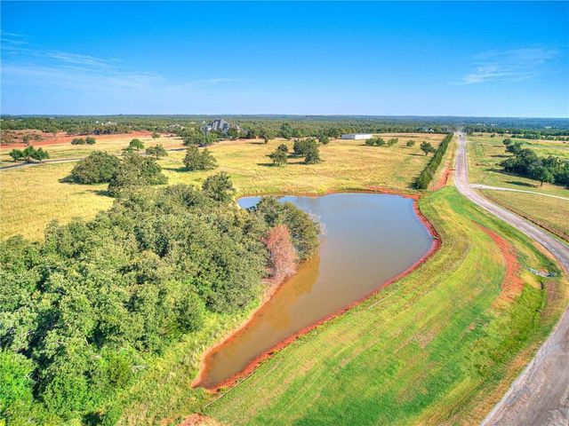 13745 Rockys Way, Arcadia, OK 73007