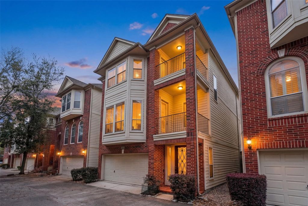 5305 Schuler Street B, Houston, TX 77007