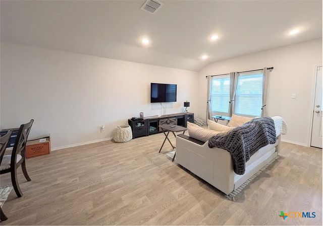 1665 Layne Loop, New Braunfels, TX 78130