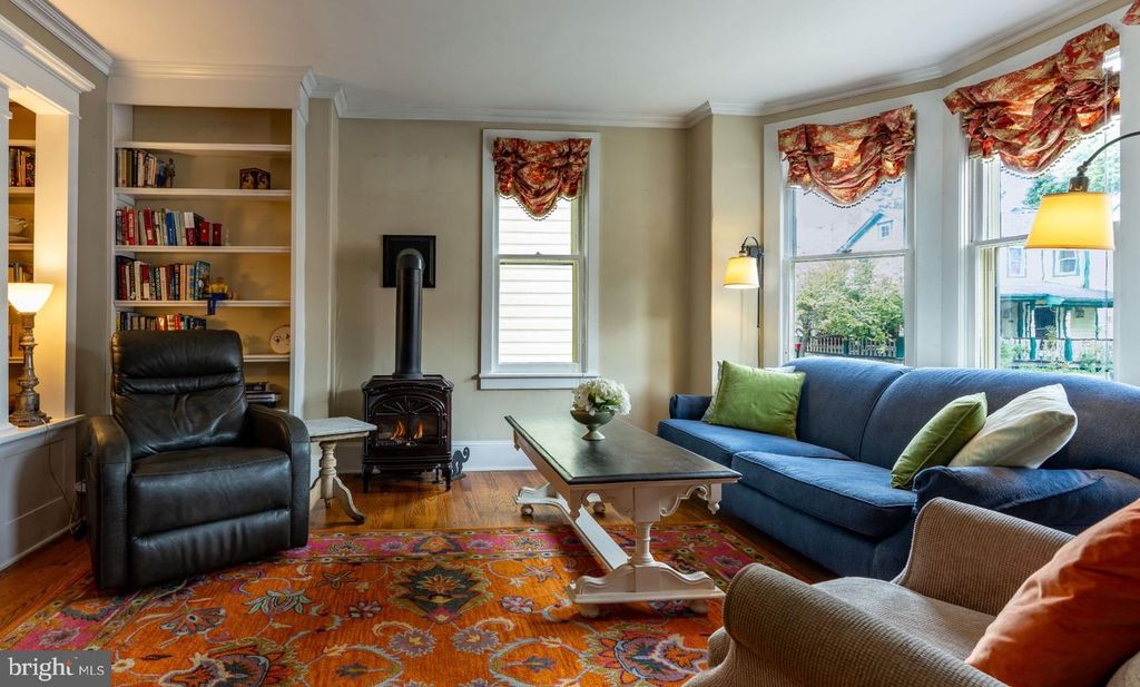 51 PERRY ST, Lambertville, NJ 08530 — photo 4