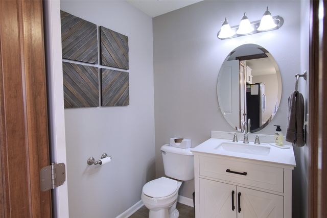 908 35th Street SW, Bondurant, IA 50035