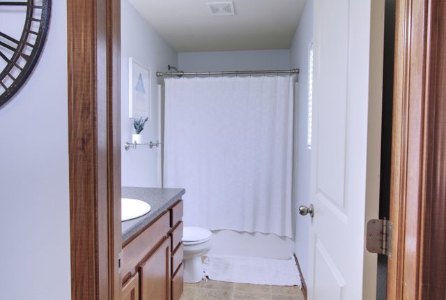 908 35th Street SW, Bondurant, IA 50035