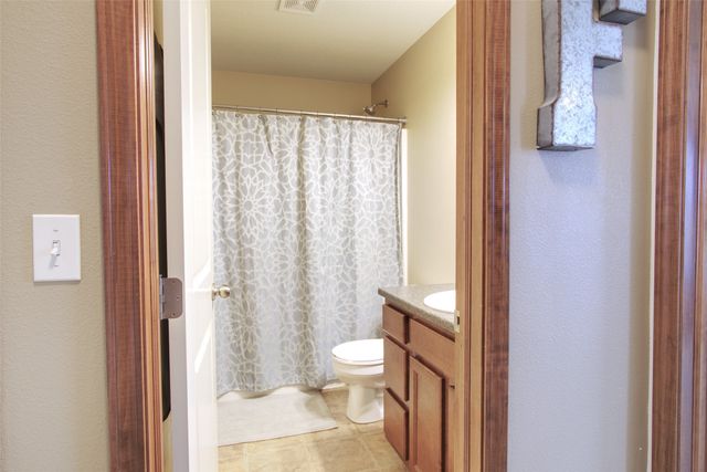 908 35th Street SW, Bondurant, IA 50035