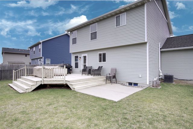 908 35th Street SW, Bondurant, IA 50035