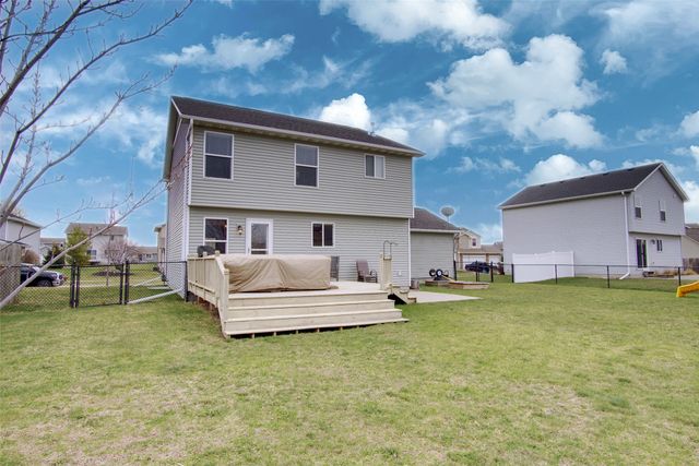 908 35th Street SW, Bondurant, IA 50035
