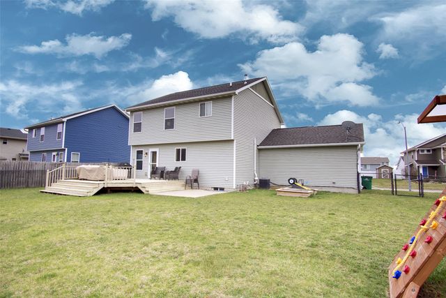 908 35th Street SW, Bondurant, IA 50035