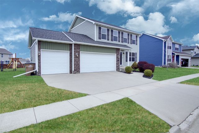 908 35th Street SW, Bondurant, IA 50035