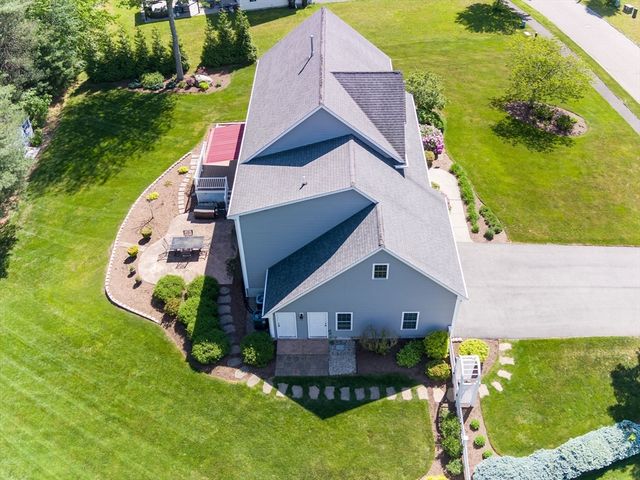 79 Foxwood Lane, Raynham, MA 02767