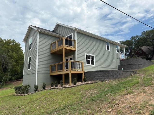 605 Washington Street, Atchison, KS 66002