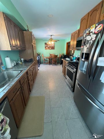 3300 W Stein Road, La Salle, MI 48145