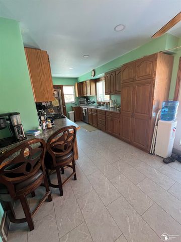 3300 W Stein Road, La Salle, MI 48145