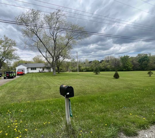 3300 W Stein Road, La Salle, MI 48145