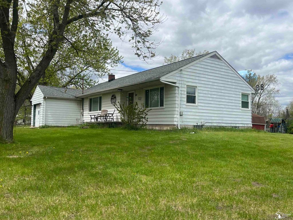 3300 W Stein Road, La Salle, MI 48145