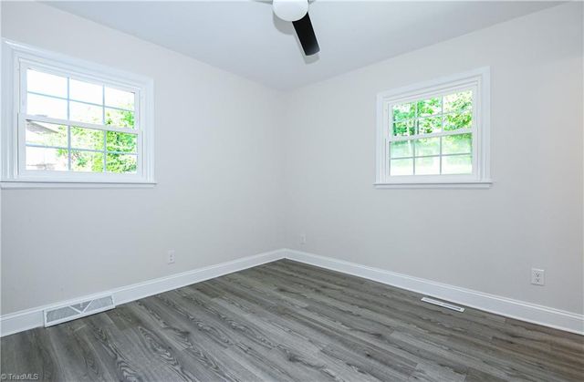 1133 Pennywood Drive, High Point, NC 27265
