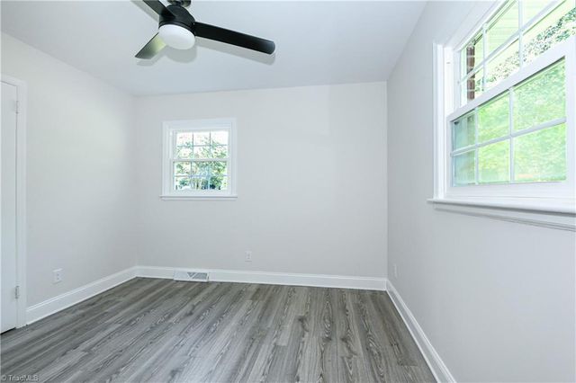 1133 Pennywood Drive, High Point, NC 27265