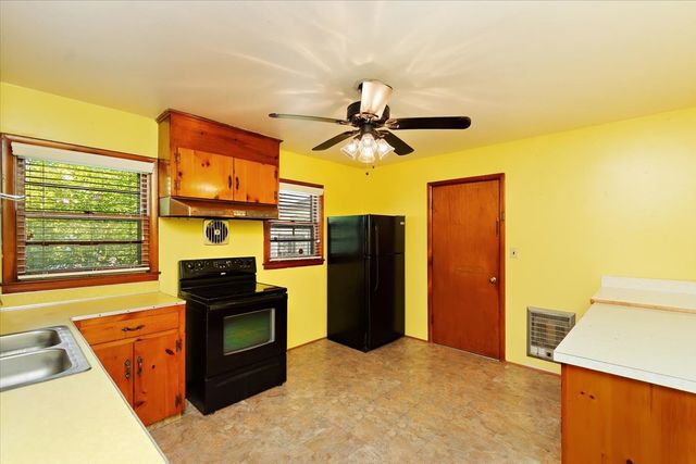 1017 Fairfield Pike, Shelbyville, TN 37160