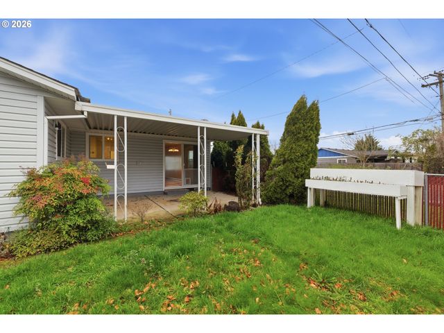 1390 ASTOR Way, Woodburn, OR 97071