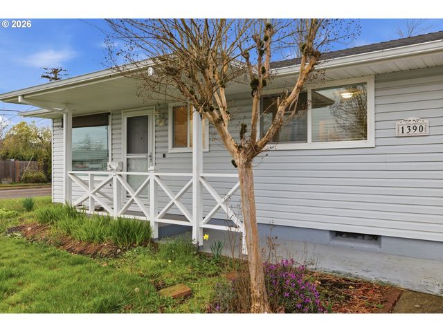 1390 ASTOR Way, Woodburn, OR 97071