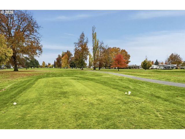 1390 ASTOR Way, Woodburn, OR 97071