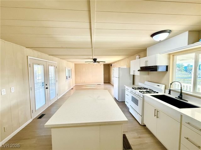 1480 West Irons Street, Pahrump, NV 89048