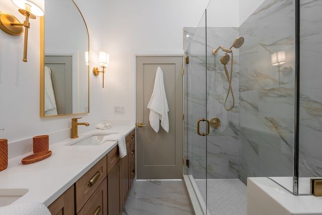 10 Rockland St. 4, Boston, MA 02119
