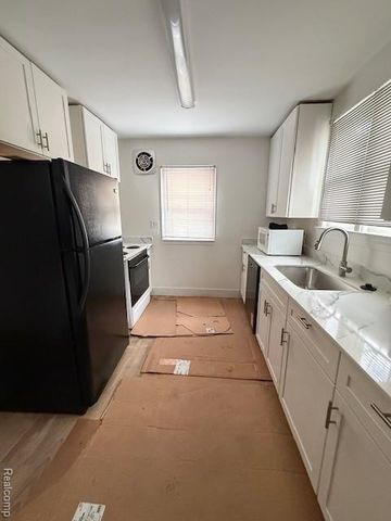 11700 Merriman Road, Livonia, MI 48150