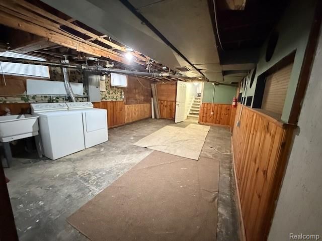 11700 Merriman Road, Livonia, MI 48150