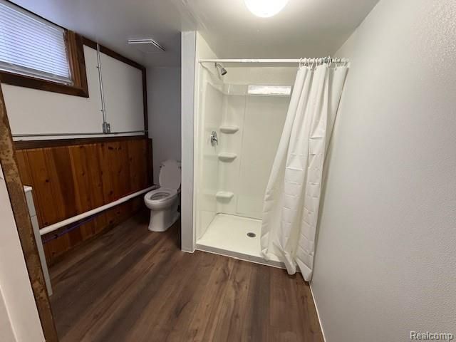 11700 Merriman Road, Livonia, MI 48150