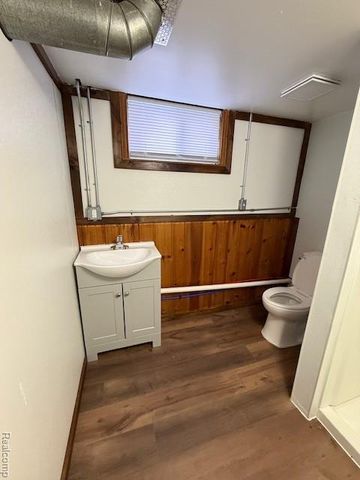 11700 Merriman Road, Livonia, MI 48150