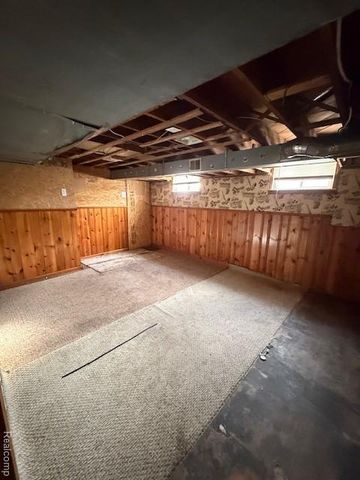 11700 Merriman Road, Livonia, MI 48150