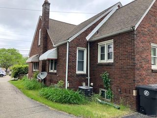 11700 Merriman Road, Livonia, MI 48150