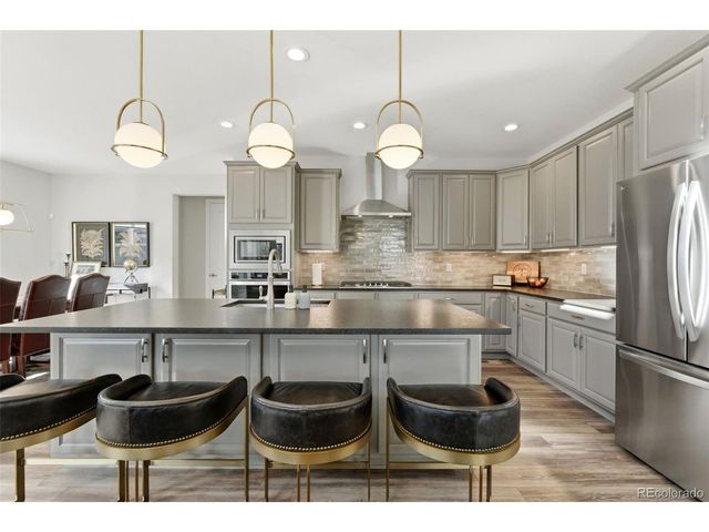 146 Kitselman Dr, Castle Rock, CO 80104