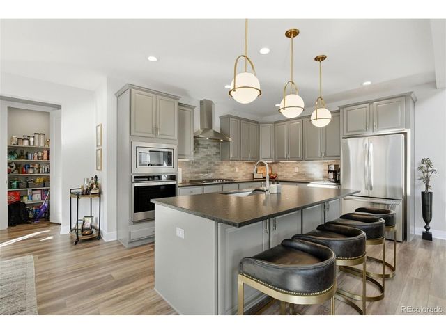 146 Kitselman Dr, Castle Rock, CO 80104