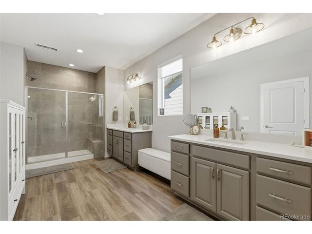 146 Kitselman Dr, Castle Rock, CO 80104