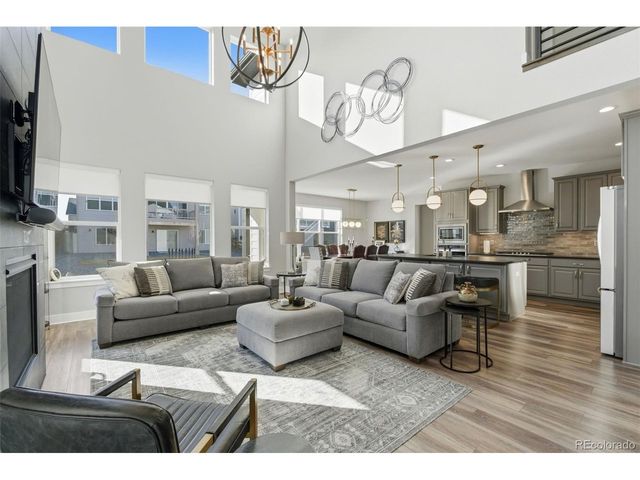 146 Kitselman Dr, Castle Rock, CO 80104