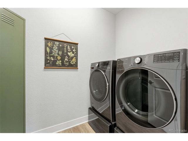 146 Kitselman Dr, Castle Rock, CO 80104