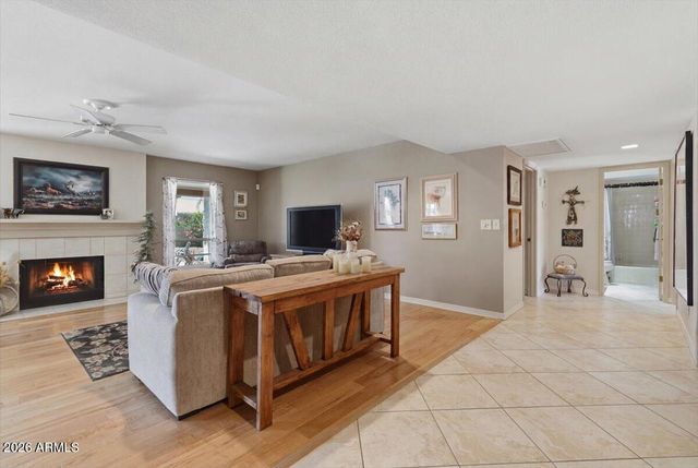 10413 E CHESTNUT Drive, Sun Lakes, AZ 85248